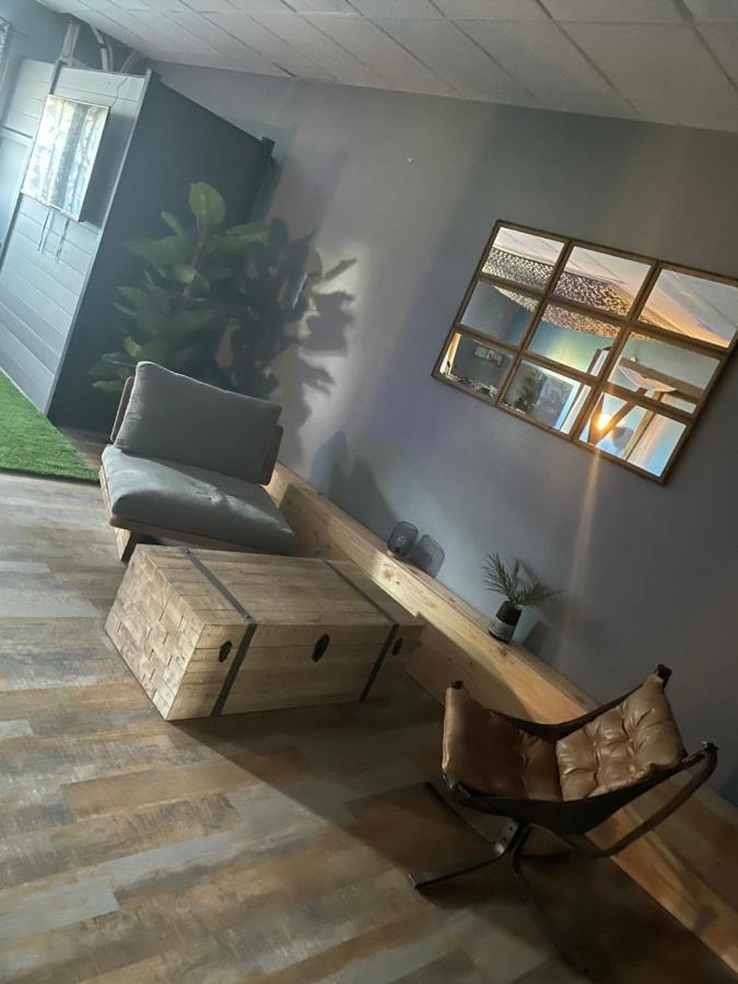 Hotel L'Entrepot Secret Nîmes Zewnętrze zdjęcie